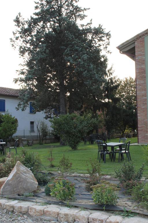 Agriturismo Bassanine Monticelli d'Ongina Exterior photo